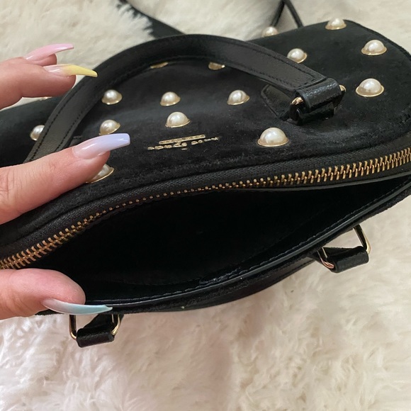 Black suede Kate Spade handbag - Picture 3 of 6